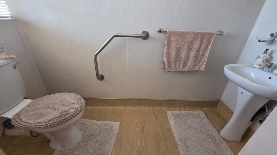 Commercial Property for Sale in Wilkoppies North West